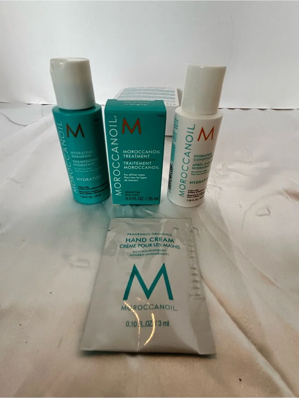 Moroccan oil Shampoo , Conditioner & Oil Treatment travel Size Set
